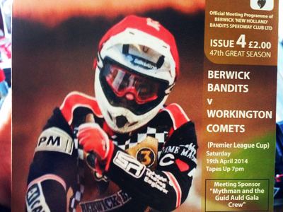Na obálce programu Berwick Bandits, 2014