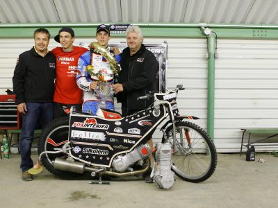 Matěj Kůs s&nbsp;týmem, sezona 2010