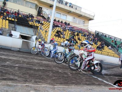 Matěj Kůs na startu, PSK Olymp Praha – ZP Pardubice, 2013